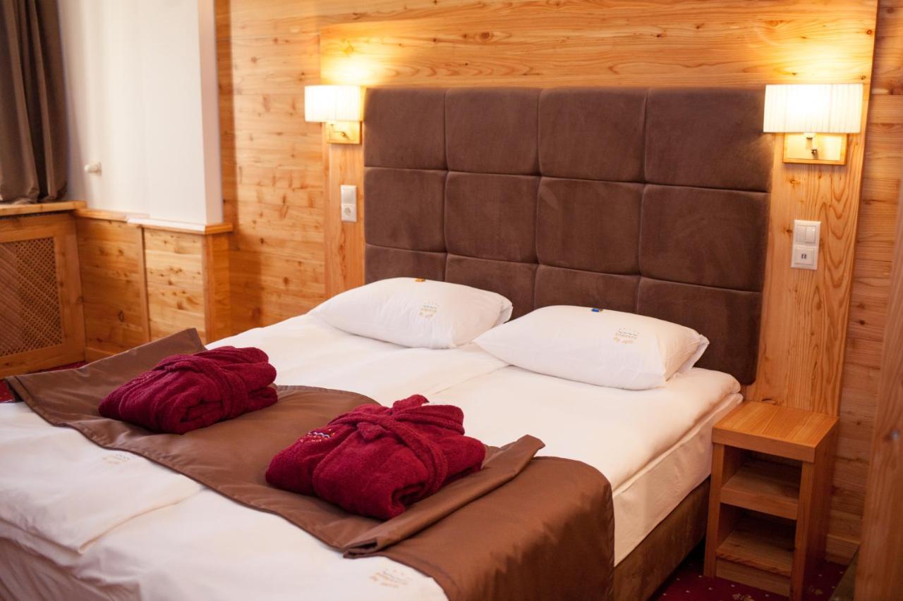 Baron Spa Hotel - Museum Yaremche Bagian luar foto