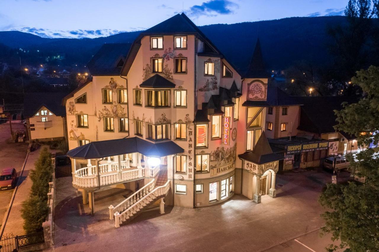 Baron Spa Hotel - Museum Yaremche Bagian luar foto