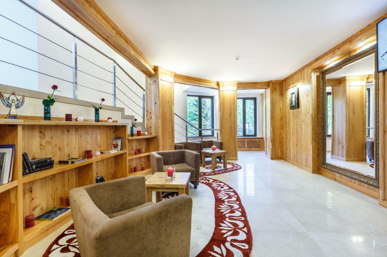 Baron Spa Hotel - Museum Yaremche Bagian luar foto